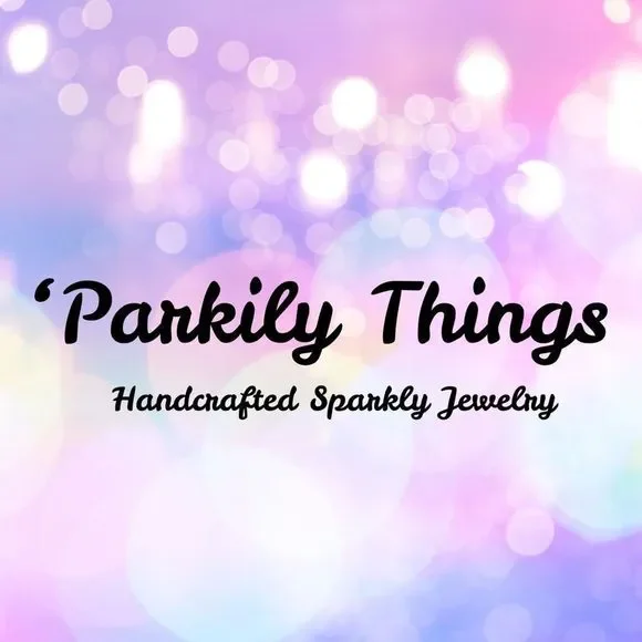 Handcrafted statement bracelet with large Swarovski crystals - Picture 7 of 10